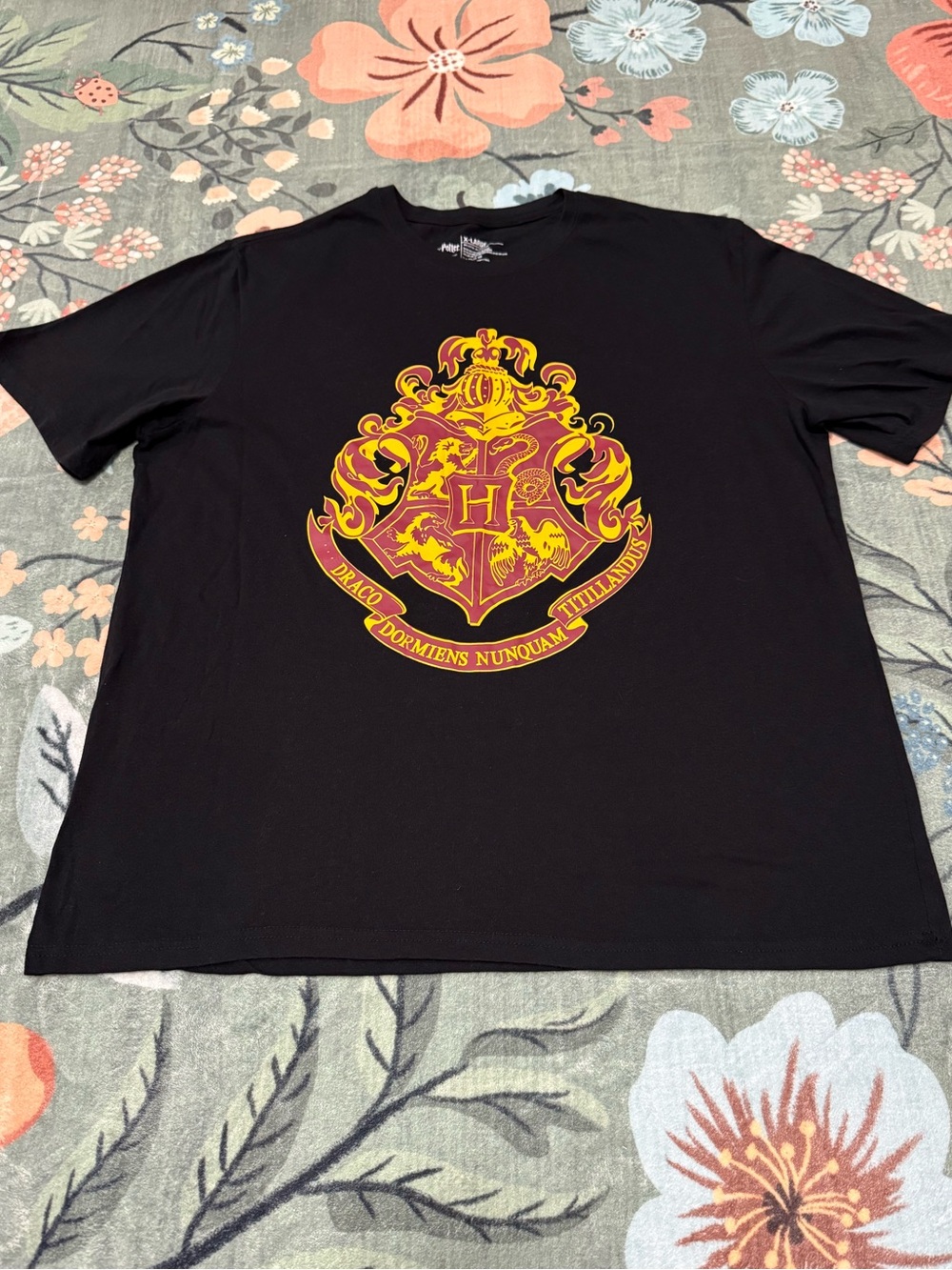 Harry Potter Black Hogwarts Crest Graphic Tee